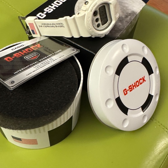 G-Shock White Digital Smartwatch - Picture 10 of 11